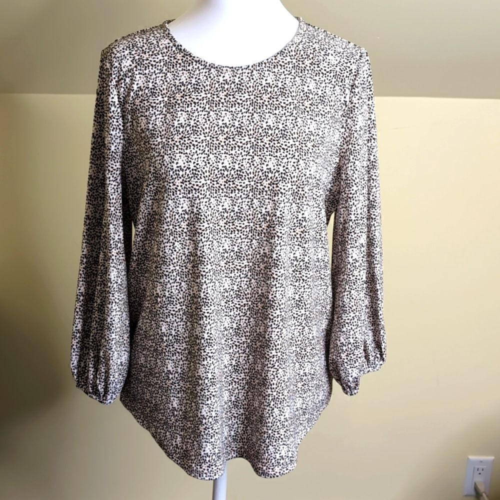 Adrianna Papell Medium Ladies Knit Crepe Blouse, NEW